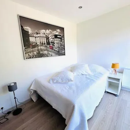 Studio, Piscine, Parking 아파트 *